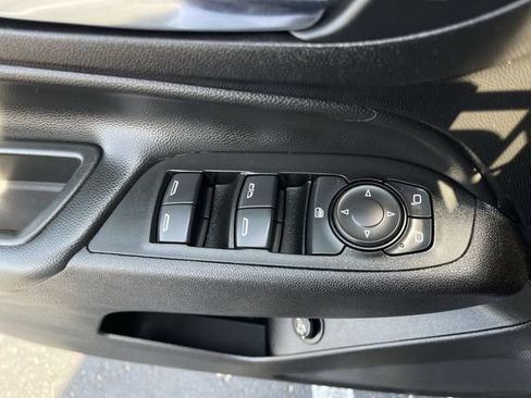 Used 2020 Chevrolet Equinox LT w/ Driver Convenience Package FWD image 23