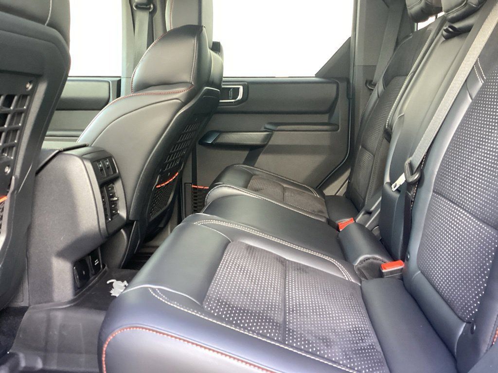 Used 2025 Ford Bronco Raptor w/ Interior Carbon Fiber Pack AWD/4WD image 5