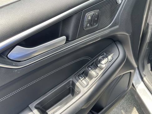 Used 2021 Ford Edge Titanium w/ Equipment Group 301A FWD image 21