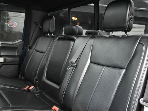 Used 2019 Ford F150 Lariat w/ Equipment Group 502A Luxury AWD/4WD image 27