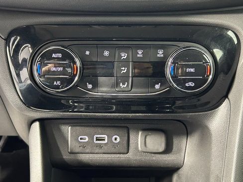 Used 2023 Buick Encore GX Select w/ Experience Buick Package AWD/4WD image 20