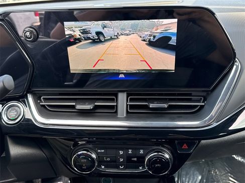 Used 2026 Chevrolet Trax RS image 31