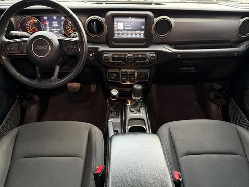 Used 2021 Jeep Wrangler Unlimited Sport image 18