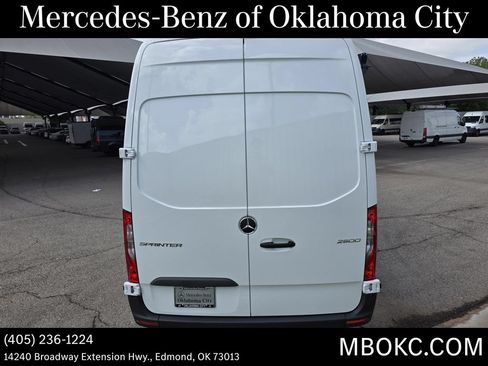 Used 2026 Mercedes-Benz Sprinter 2500 image 4