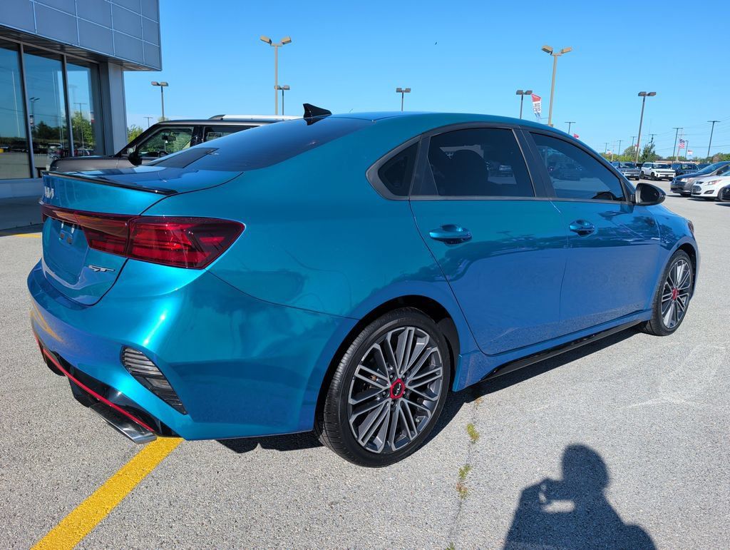 Used 2022 Kia Forte GT w/ GT Technology Package FWD image 7