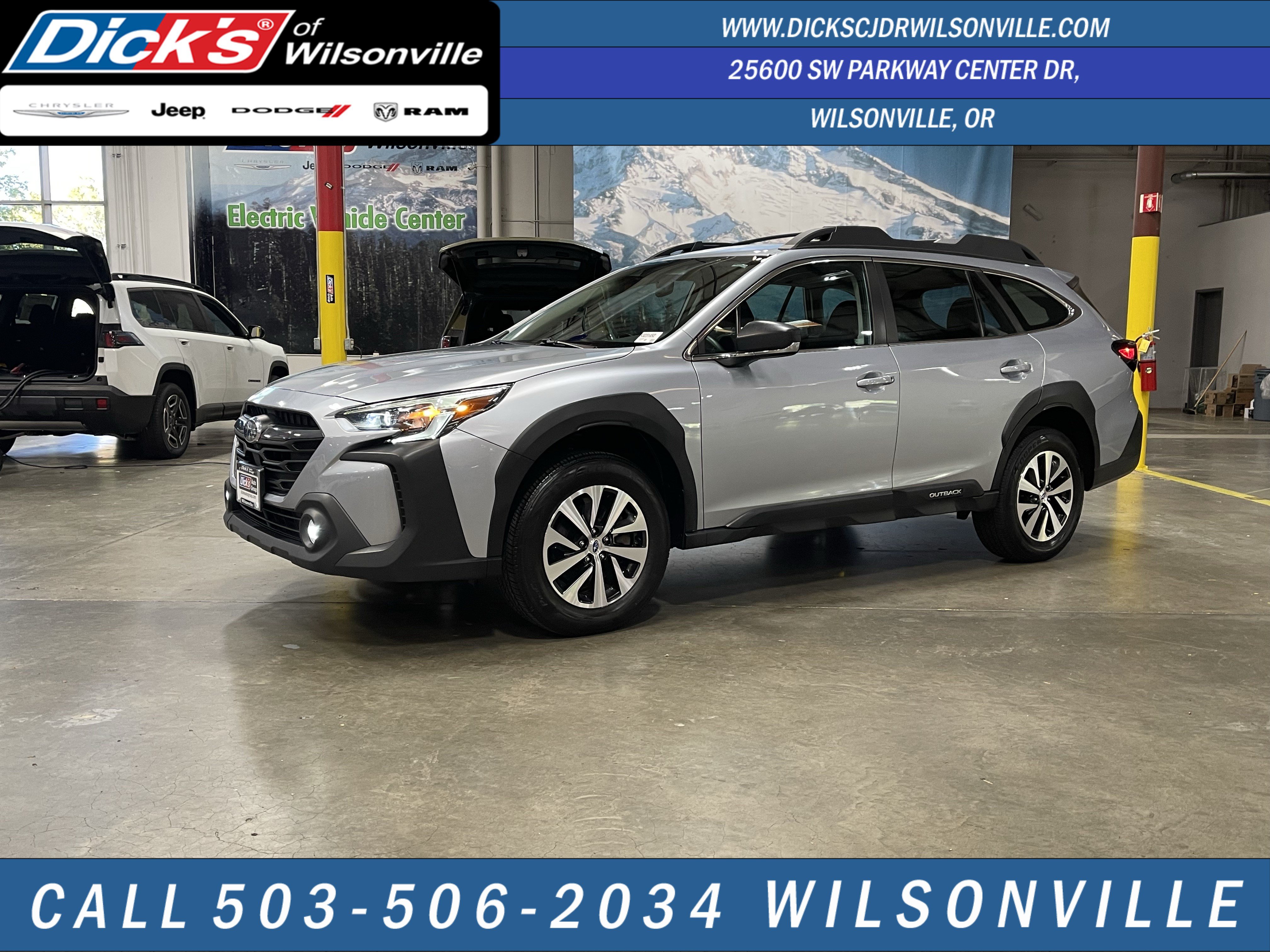Used 2024 Subaru Outback AWD/4WD image 1