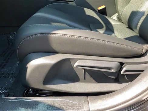 New 2025 Honda Civic Sport image 9