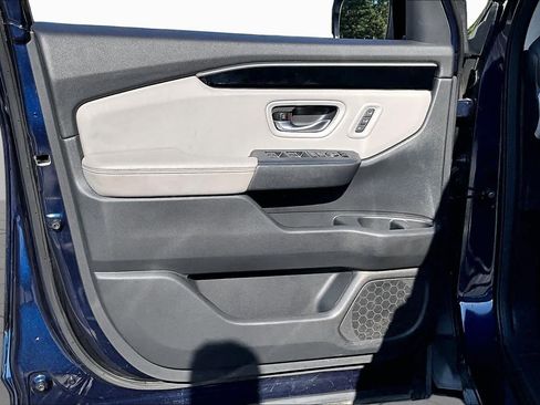 Certified 2025 Honda Pilot Touring image 53