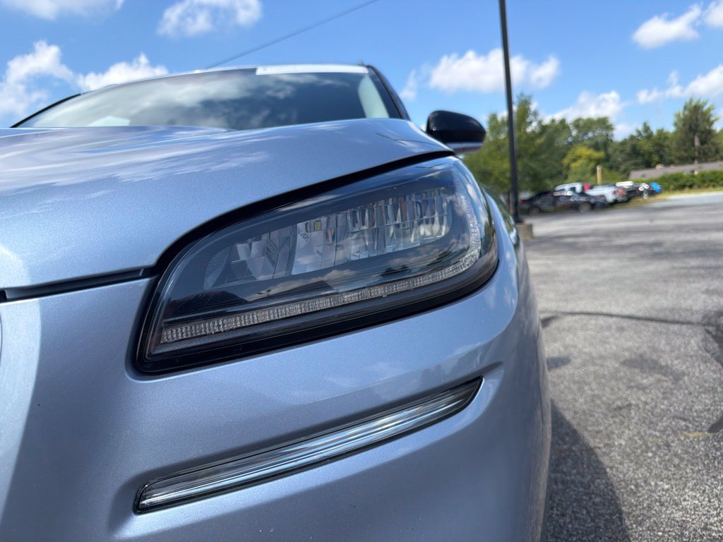 Used 2022 Lincoln Corsair FWD w/ Equipment Group 101A image 11