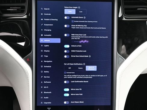 Used 2019 Tesla Model X Long Range image 37