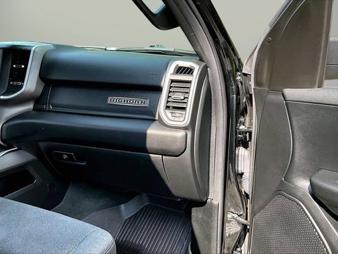 Used 2020 RAM 1500 Big Horn AWD/4WD image 19