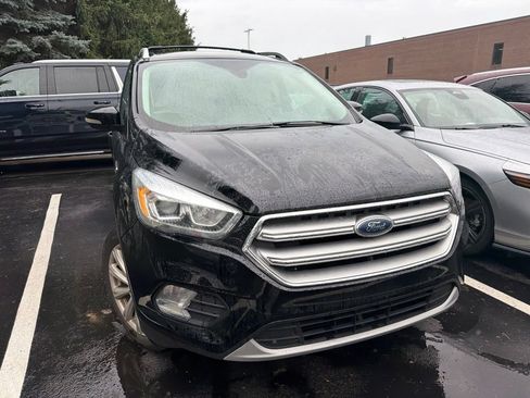 Used 2017 Ford Escape Titanium AWD/4WD image 5
