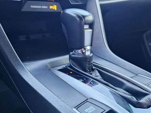 Used 2020 Honda Civic Sport image 12