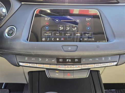 Used 2019 Cadillac XT4 Luxury image 25