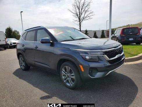 Certified 2022 Kia Seltos S image 1