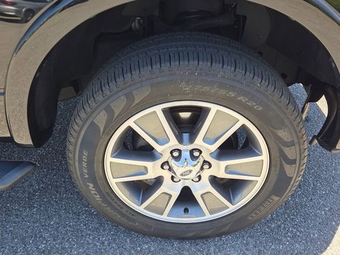 Used 2014 Ford F150 FX4 w/ FX Appearance Package AWD/4WD image 16