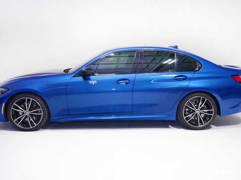 Used 2022 BMW 330i Sedan w/ M Sport Package image 5