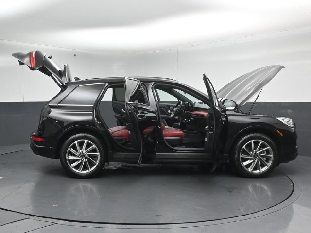 Certified 2025 Lincoln Corsair Grand Touring AWD/4WD image 60