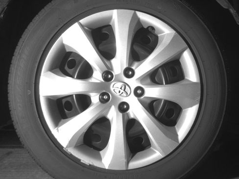 Used 2025 Toyota Corolla LE FWD image 13