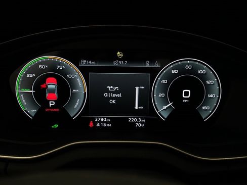 Used 2024 Audi Q5 e Prestige image 2