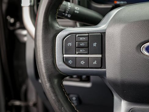 Used 2025 Ford F350 Lariat w/ Black Appearance Package image 14