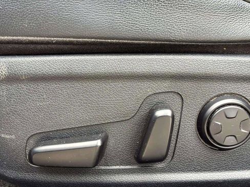 Used 2022 Kia Stinger GT-Line RWD image 19