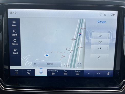 Used 2022 Ford F250 Platinum w/ FX4 Off-Road Package image 14