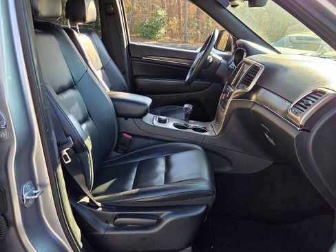 Used 2014 Jeep Grand Cherokee Limited image 15