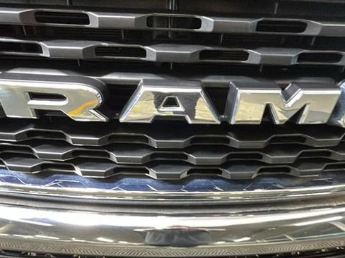 Used 2024 RAM 1500 Big Horn AWD/4WD image 9