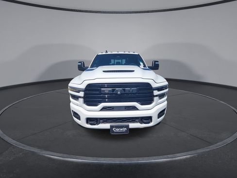 New 2026 RAM 3500 Laramie AWD/4WD image 3