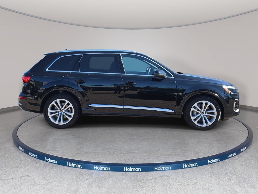 Certified 2026 Audi Q7 2.0T Premium Plus w/ Premium Plus Package AWD/4WD image 4