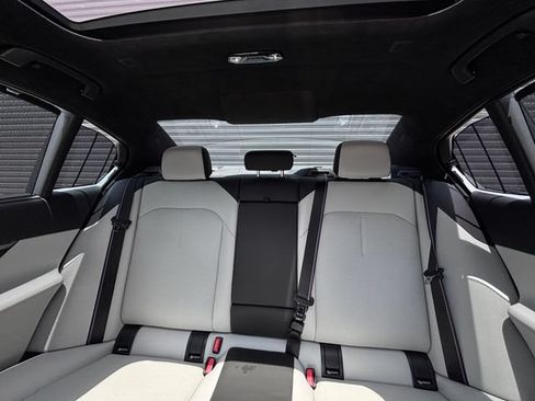Used 2026 BMW M5 w/ Executive Package AWD/4WD image 24