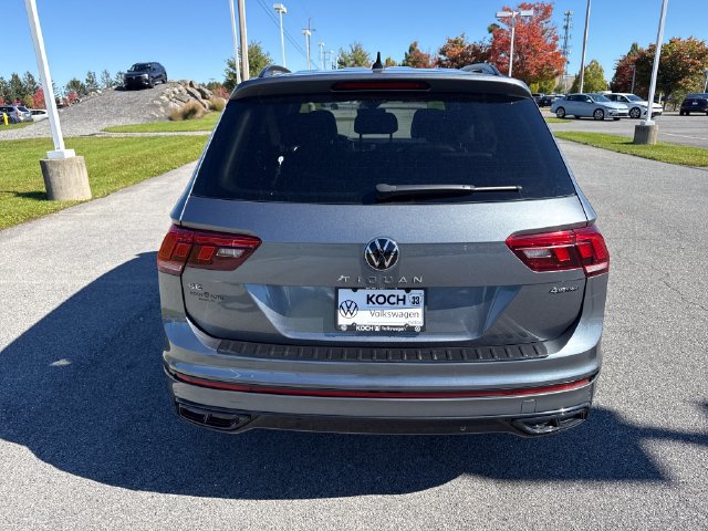 Certified 2023 Volkswagen Tiguan SE R-Line AWD/4WD image 7