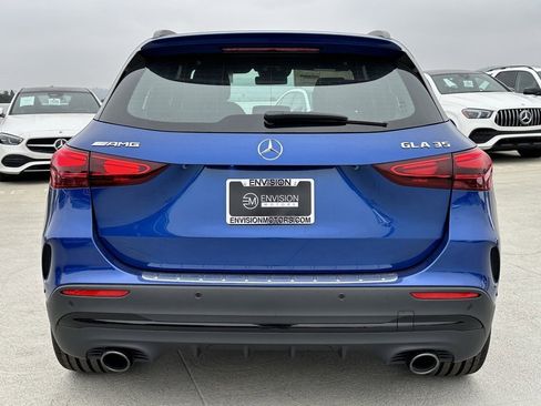 Used 2024 Mercedes-Benz GLA 35 AMG 4MATIC image 11