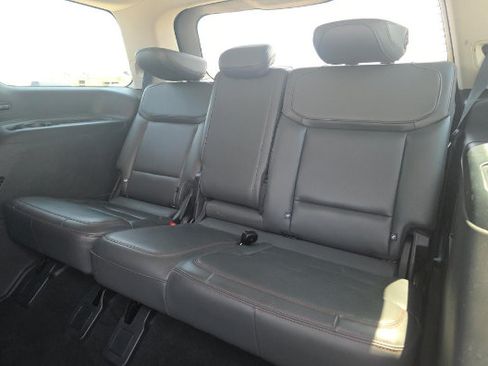 Used 2025 Ford Expedition Active AWD/4WD image 4