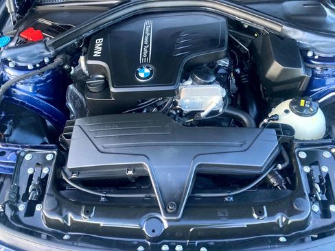 Used 2018 BMW 320i xDrive Sedan image 24