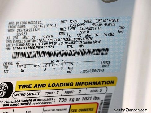 Used 2023 Ford Expedition Platinum image 32