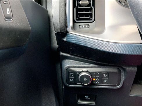 Used 2022 Ford Bronco Outer Banks AWD/4WD image 34