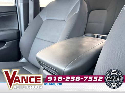 Used 2024 Chevrolet Colorado Trail Boss image 34