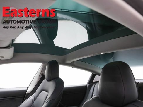 Used 2021 Tesla Model 3 Long Range image 31