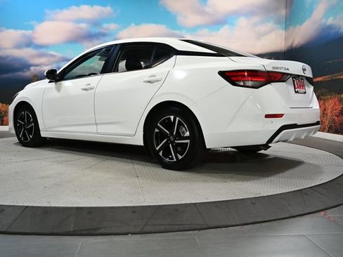 Used 2024 Nissan Sentra SV FWD image 7