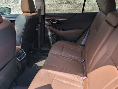 Used 2022 Subaru Outback Touring AWD/4WD image 21