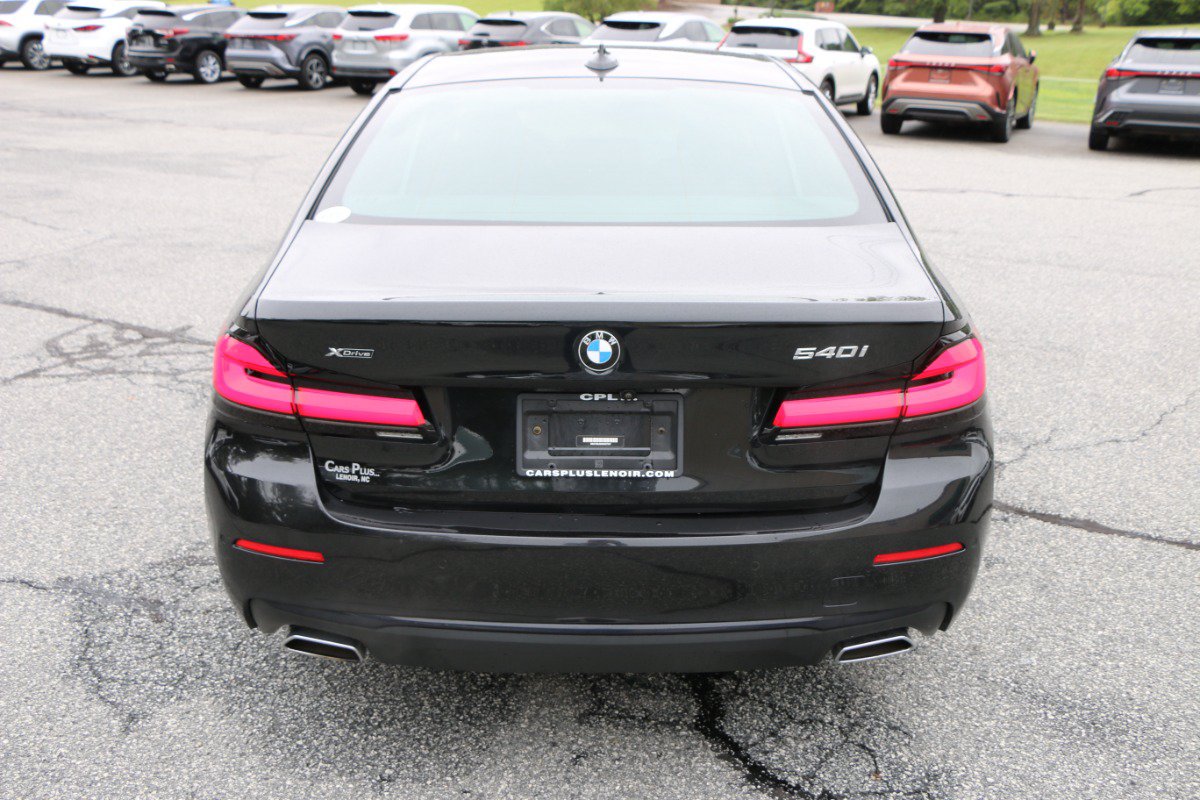 Used 2022 BMW 540i xDrive w/ Executive Package AWD/4WD image 4