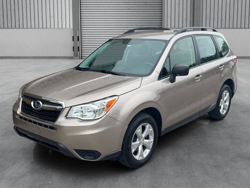 Used 2015 Subaru Forester 2.5i w/ Alloy Wheel Package AWD/4WD image 28