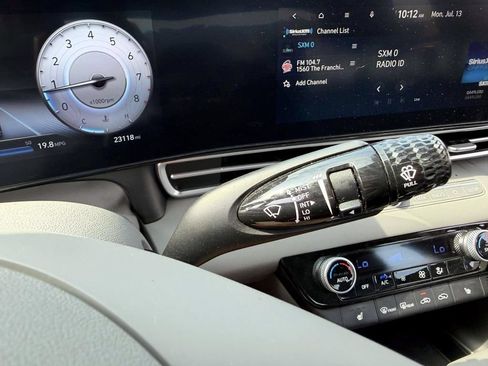 Certified 2023 Hyundai Elantra SEL w/ Convenience Package FWD image 29