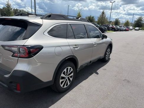Used 2020 Subaru Outback Premium w/ Popular Package #1 AWD/4WD image 6