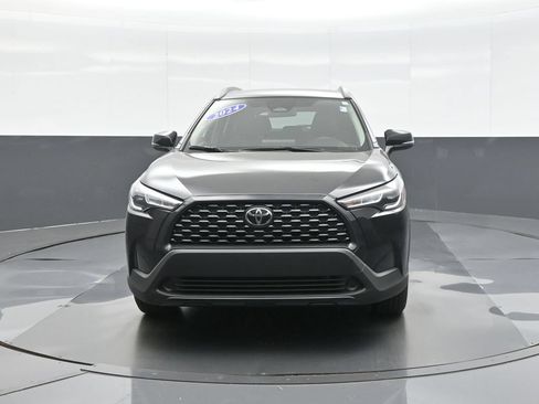 Certified 2024 Toyota Corolla Cross LE w/ Moonroof Package AWD/4WD image 2