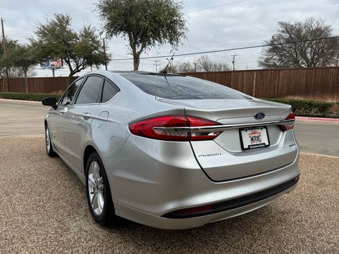 Used 2018 Ford Fusion S image 10