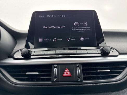 Used 2023 Kia Forte LXS w/ LXS Technology Package image 28