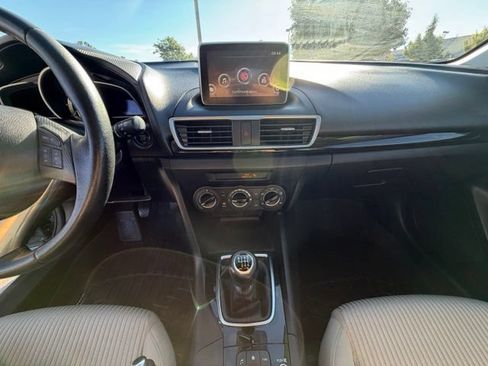 Used 2015 MAZDA MAZDA3 i Touring FWD image 25